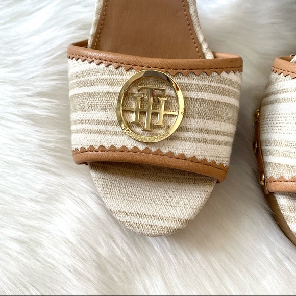 TOMMY HILFIGER Size 8 Faux Wood Linen Platform Sandals - Picture 8 of 11